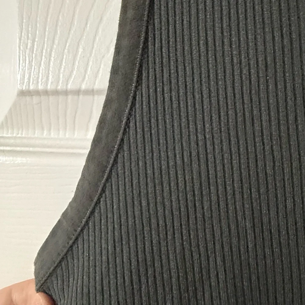 Faherty Gray Ribbed Sleeveless Tank Top - Large - Picture 5 of 7